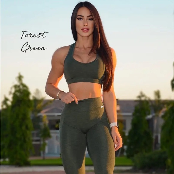 Forest Green 🌿 Power Ribbed Bra 🌿 Limited Ed 💚Bombshell Sportswear - MEDIUM - Picture 2 of 10